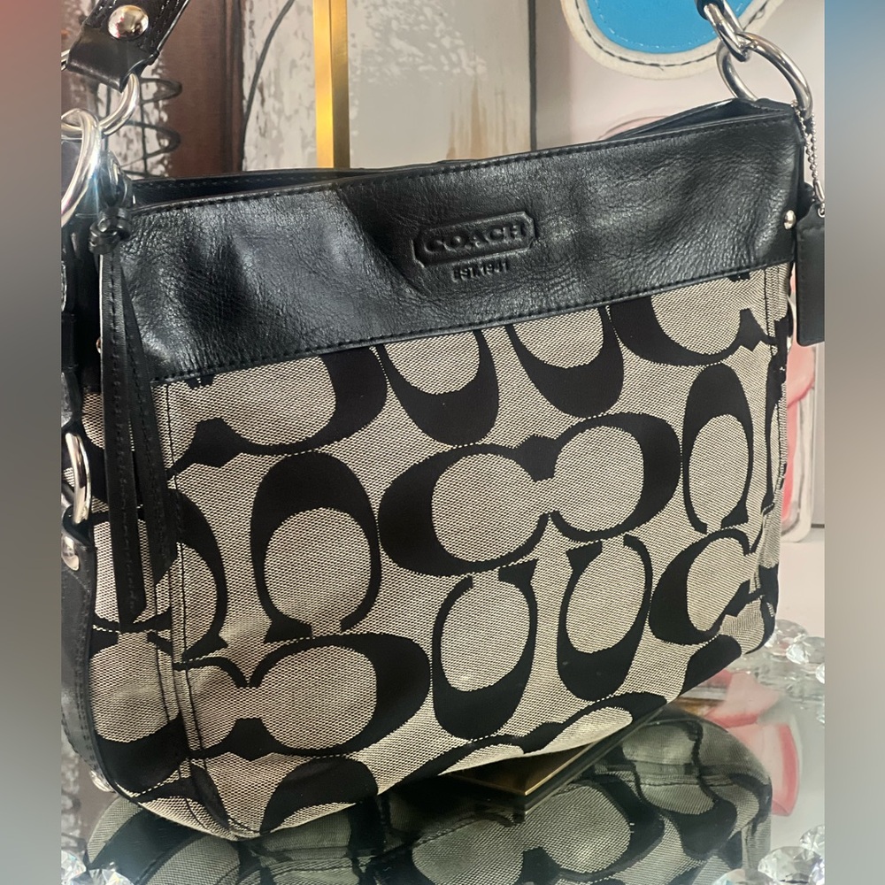 Coach Black and Cream Women's Bag - Picture 13 of 16